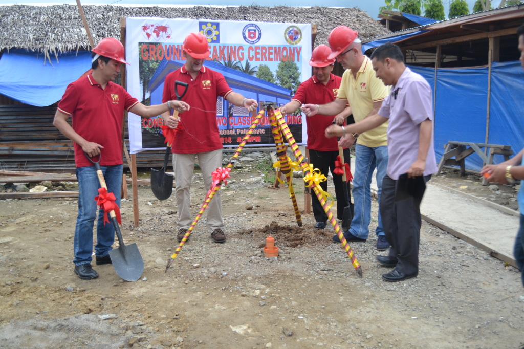 DoE Secretary Carlos Jericho Petilla (left) leads the groundbreaking ceremony for a P2 million modern 2 classroom school building in Palo Central School, Palo, Leyte onOct.8. Also in picture(left to right)- Jan Trevalyan, president Direct Data Capture (DDC) Group of Companies a United Kingdom-based Information Communication Technology (ICT), Leyte Governor Leopoldo Dominico Petilla, Brett Trevalyan, director DDC and Philip Teraza, Palo district supervisor. (Photo by: Restituto A. Cayubit)