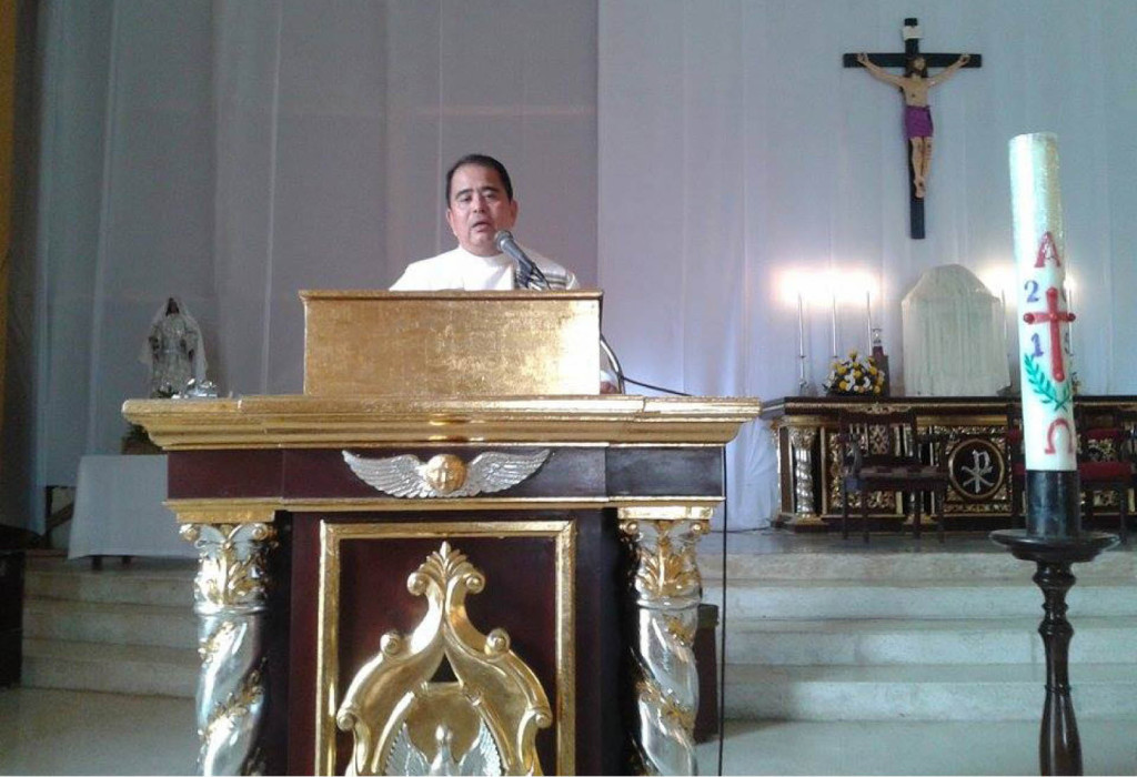 Holy Cross Parish pastor Roel Cahido stressed the need to focus more on Mary and the Catholic teachings in May flower devotion and the Santacruzan. (by Ei Ballesteros)