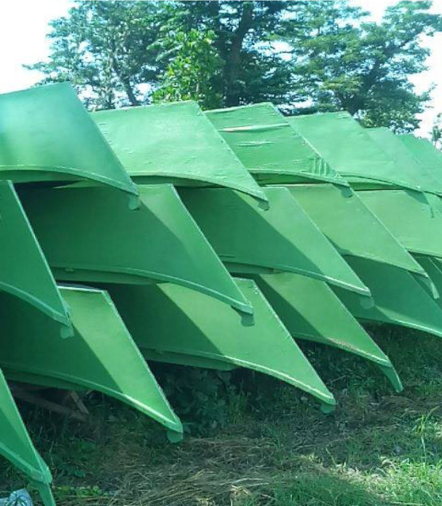More than 500 fishing boats donated by a private company remain idle and undistributed. The sea worthiness of these fishing boats are now in serious doubt. (JAZMIN BONIFACIO)