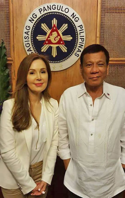 Mayor Cristina Romualdez met with President Rodrigo Roa Duterte on Wednesday who commended her efforts against the proliferation of illegal drugs in Tacloban City. The President promised the city mayor to build a regional drug rehabilitation center in Tacloban.