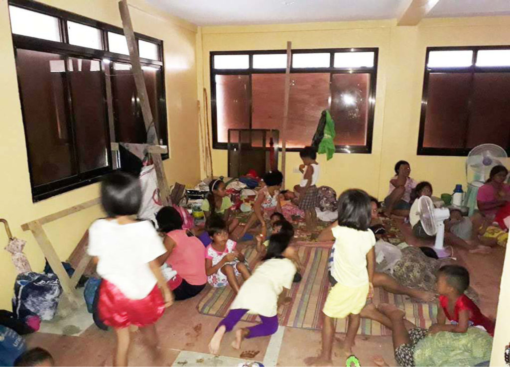 EVACUATED. While typhoon “Nina” spared the region from its wrath, over 4,300 families from low-lying areas coming from different towns in Northern Samar were preemptively evacuated to evacuation centers for their safety as shown in the photo . (Photo Courtesy:VICENTE LUKBAN)