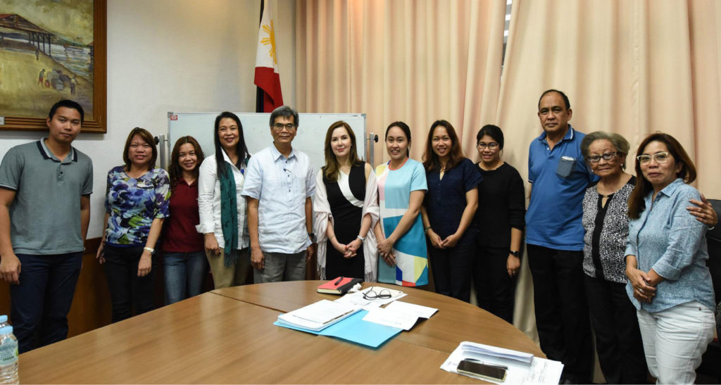 RDC chair. Tacloban City Mayor Cristina Romualdez was named by President Rodrigo Duterte as the new chair of the Regional Development Council(RDC)whose appointment was formally announced by NEDA Regional Director Bonifacio Uy on Wednesday(Feb.15) during a visit to Romualdez. The two officials were joined by city administrator Irene Chiu, city information chief Bernardita Valenzuela, city housing chief Mariya Lagman and former NEDA director and now consultant to the city government, Buenaventura Gosoco, among others.