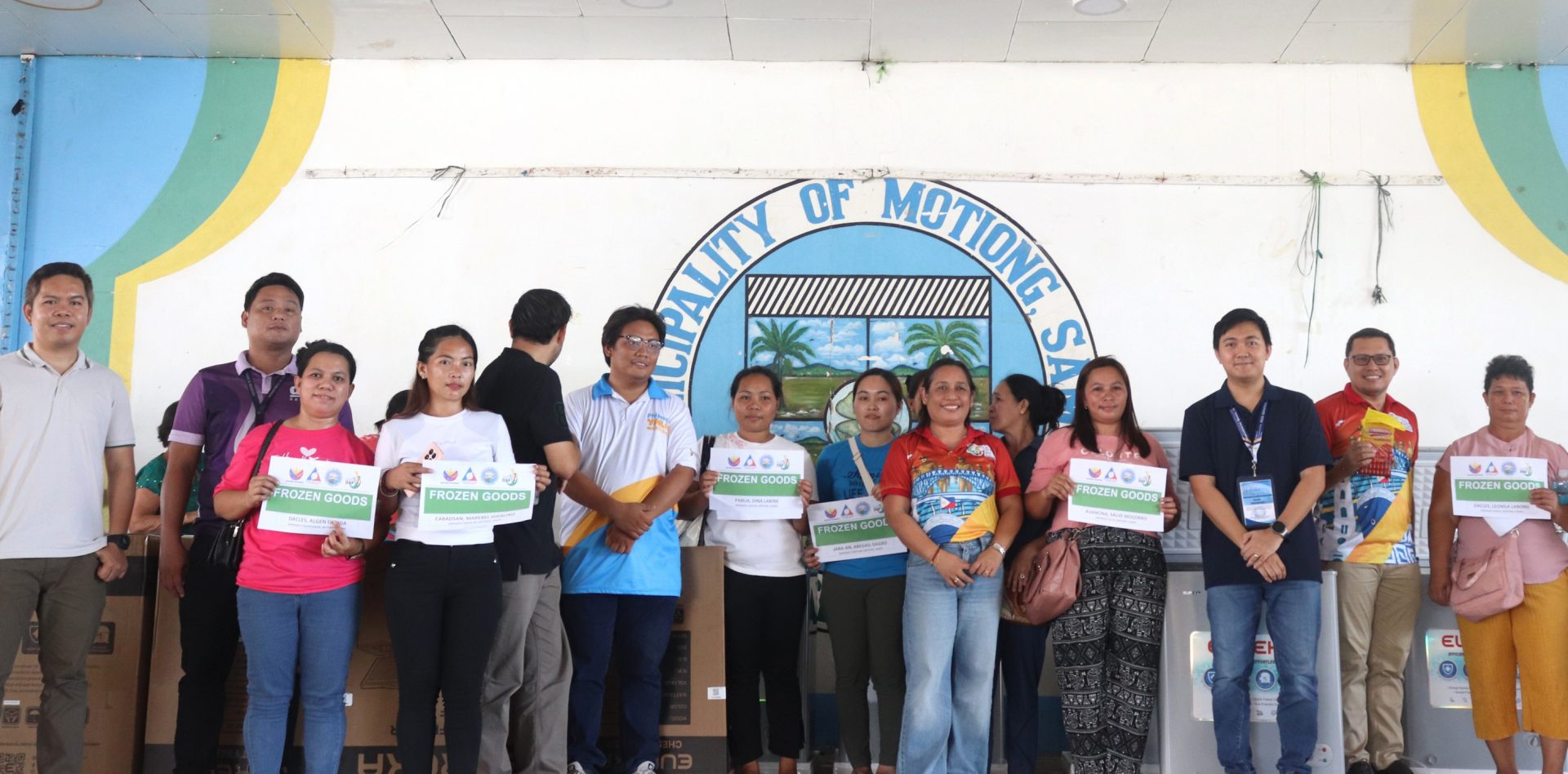 DOLE-Samar releases P3.09M livelihood aid to 103 Motiong residents ...