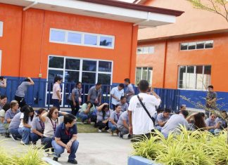 DPWH Leyte 2nd DEO stages earthquake drill in MacArthur